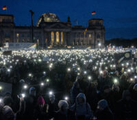 В Мюнхені вчера протестовало проти расізму 100.000 людей