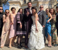 Бідов о землю! Театер Александра Духновіча святкує 80 років